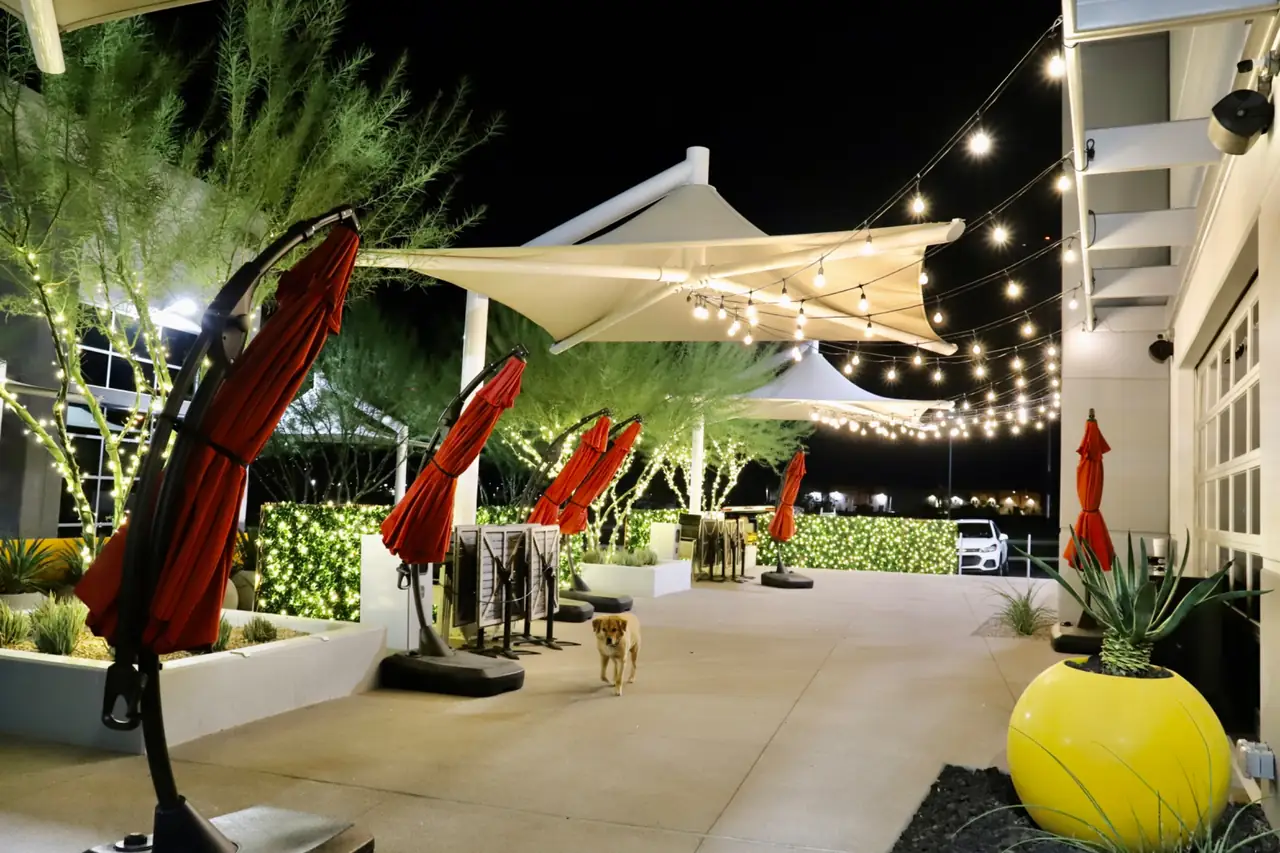 Bistro & Event Lighting